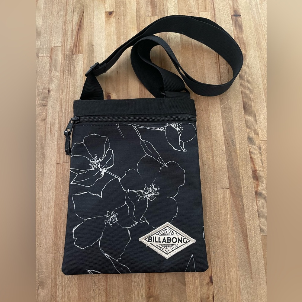 Billabong Crossbody Bag